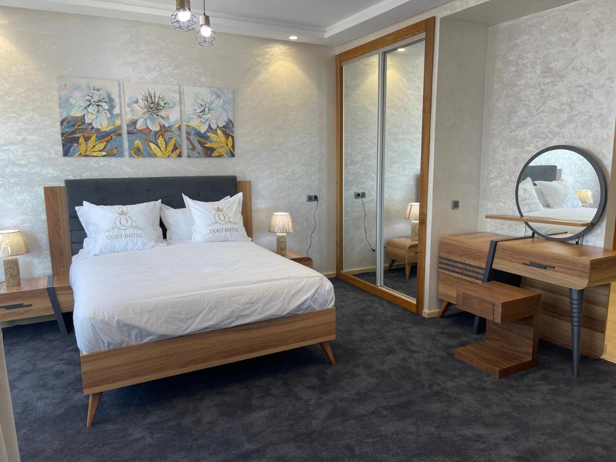 Quiet Hotel Καζαμπλάνκα Εξωτερικό φωτογραφία